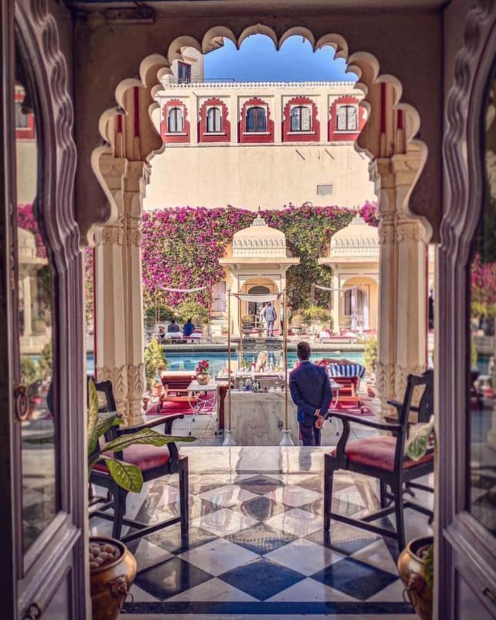 Shiv Niwas Palace By Hrh Group Of Hotels Udaipur Bagian luar foto