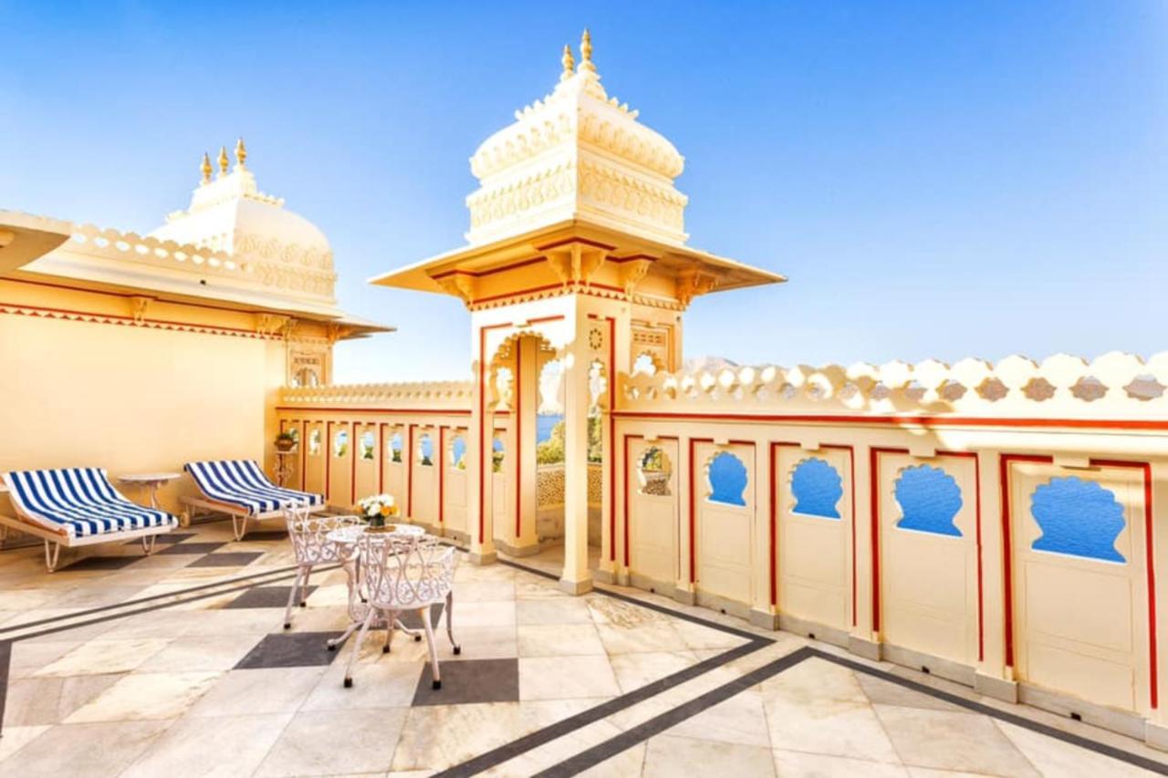 Shiv Niwas Palace By Hrh Group Of Hotels Udaipur Bagian luar foto