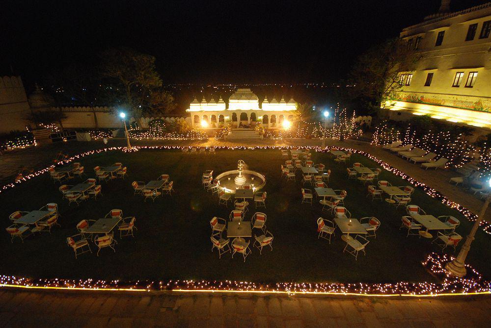 Shiv Niwas Palace By Hrh Group Of Hotels Udaipur Bagian luar foto